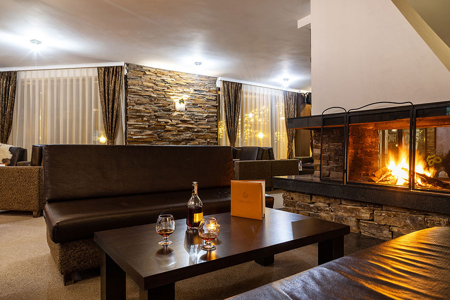 Lobby Bar